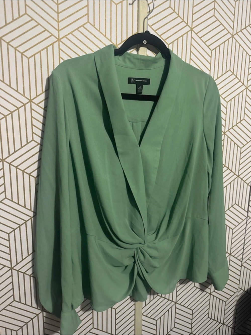 INC International Concepts Women's Long Sleeve V-Neck Twist-Front Blouse Size L - Picture 13 of 15